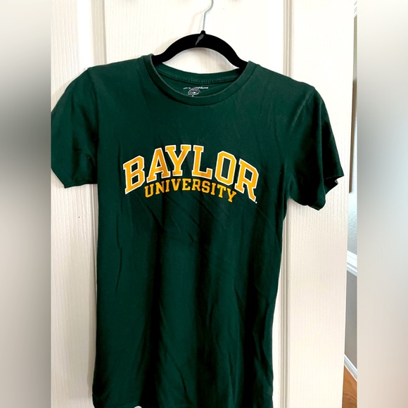 Tops - Ladies size small green Baylor University swag. No cracking. GUC